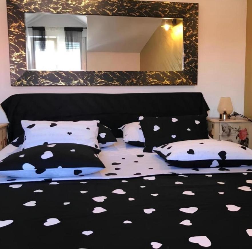 Villa Marica 特罗吉尔 外观 照片